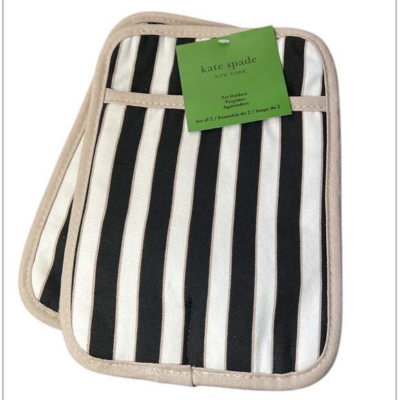 Kate Spade New York Botanical Striped Pot Holders Set of 2, 7” x 10” Black/Beige - Picture 5 of 7